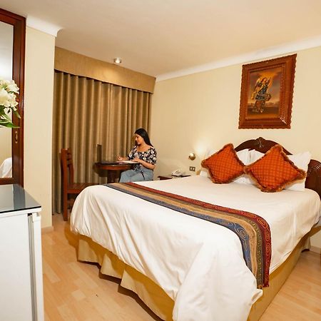 Hotel Agustos クスコ エクステリア 写真