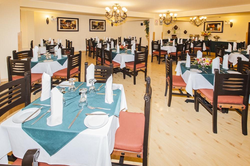 Hotel Agustos クスコ エクステリア 写真